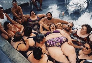 Fat-Family-in-hot-tub-300x204.jpg