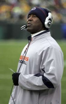 lovie-looks-lost.jpg