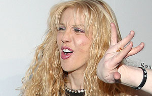 courtney-love-sues_300.jpg