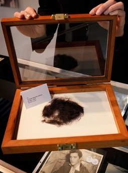 hair-under-glass.jpg
