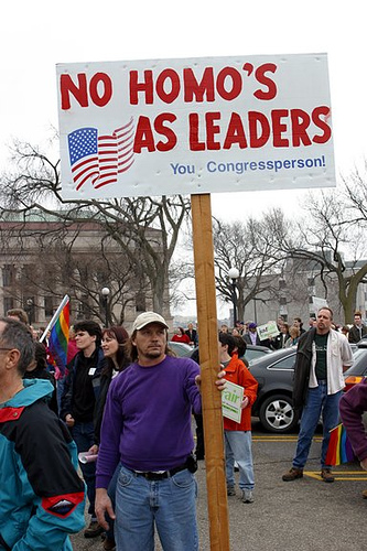 protester-gays.jpg