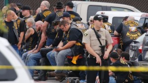waco-texas-biker-gang-shooting-2-e1432089215653